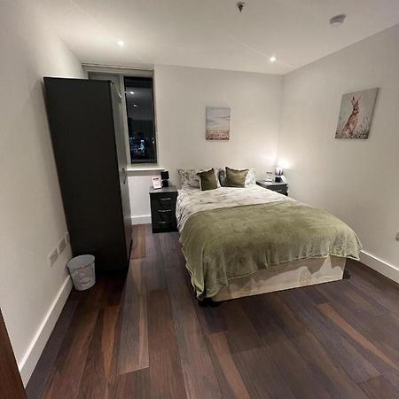 Spacious Sleep 7 Flat 20 Mins Central London Bp65 Exterior foto